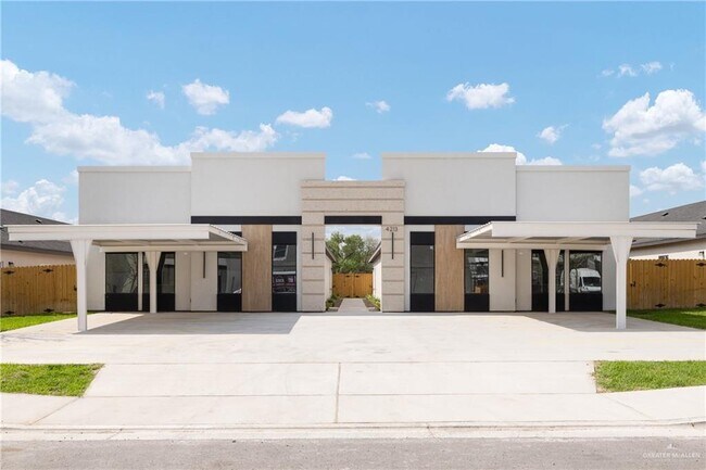 4213 Heron Ave