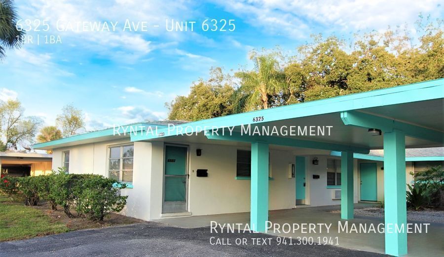 6325 Gateway Ave in Sarasota, FL - Foto de edificio