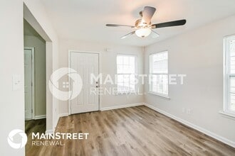 4690 Royal View Dr in Memphis, TN - Building Photo - Building Photo