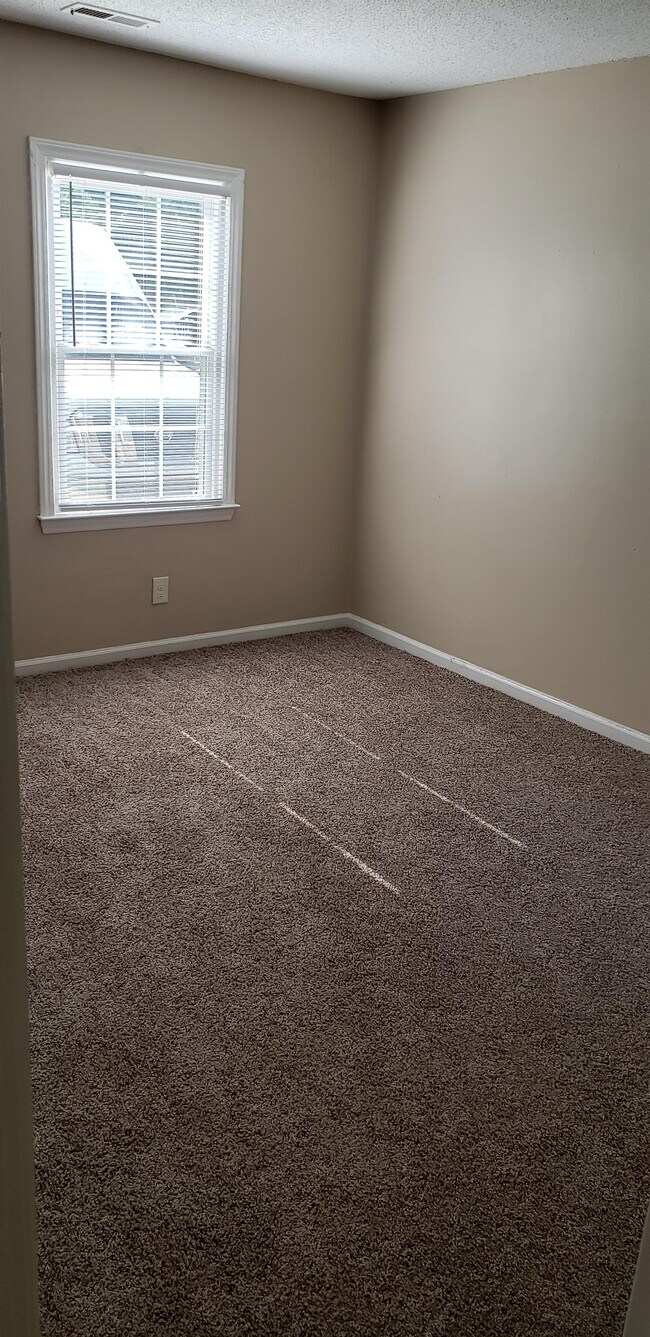 2821 Club Plaza Rd-Unit -G in Raleigh, NC - Building Photo - Building Photo