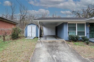 667 Tara Cir SE in Atlanta, GA - Building Photo - Building Photo