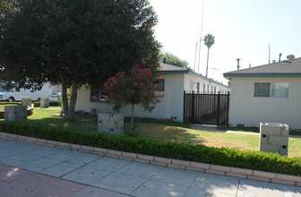 200 W Verdugo Ave in Burbank, CA - Building Photo - Building Photo