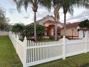 1111 St Michel Way in Kissimmee, FL - Building Photo - Building Photo