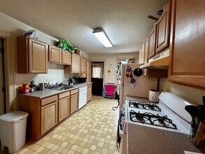 18 Mead St in Boston, MA - Building Photo - Building Photo