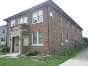 4239 Alter Rd in Detroit, MI - Foto de edificio - Building Photo