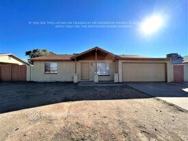 7121 W North Ln in Peoria, AZ - Building Photo