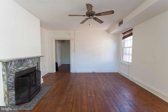 916 Spruce St in Philadelphia, PA - Building Photo - Building Photo