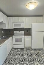 1505 Crescent Cir, Unit B24 in West Palm Beach, FL - Building Photo - Building Photo