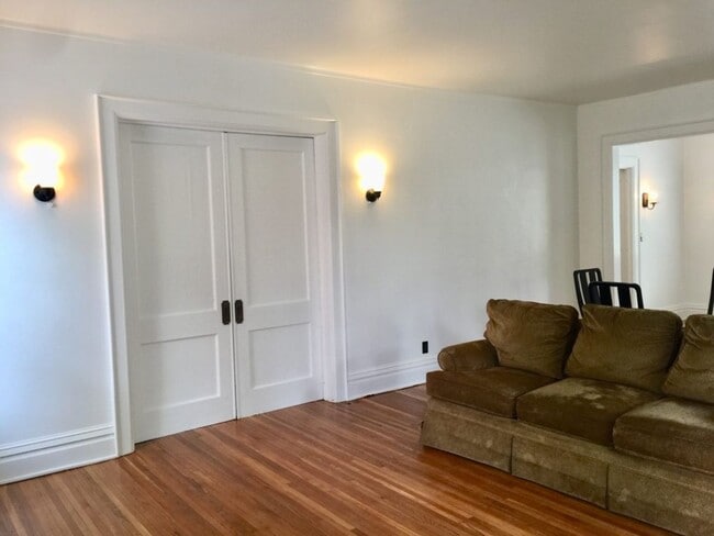 196 Frambes Ave in Columbus, OH - Building Photo - Building Photo