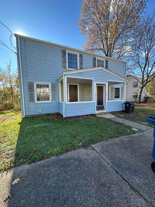 12 Valley Pl N in New Haven, CT - Building Photo