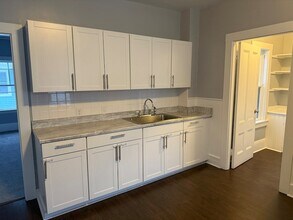 5 Lothrop St in Plymouth, MA - Foto de edificio - Building Photo