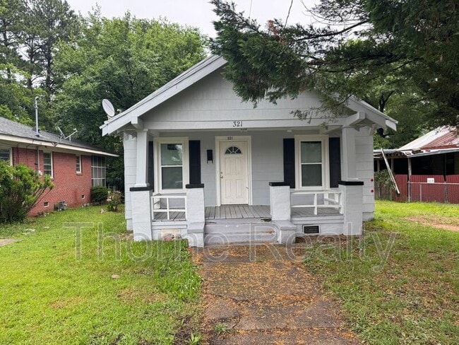 property at 321 S Tillery St
