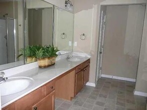 5955 Bentley Way in Cumming, GA - Building Photo - Building Photo