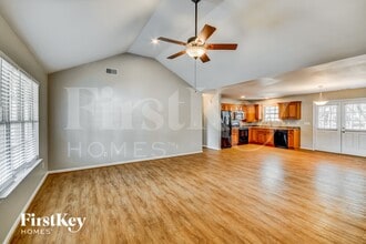 290 Mill Rd, Unit Unit 2 in Springville, AL - Foto de edificio - Building Photo