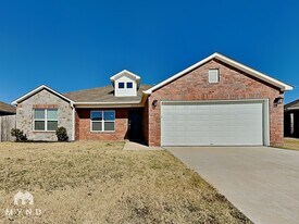 8717 E 161st Pl S in Bixby, OK - Building Photo