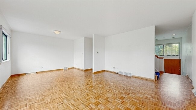 211 Skokie Blvd in Wilmette, IL - Building Photo - Building Photo