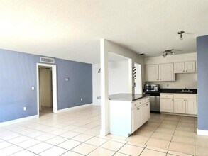 496 Banyon Tree Cir in Maitland, FL - Building Photo - Building Photo