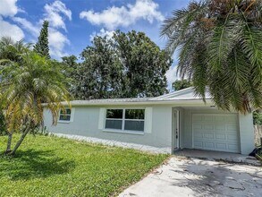 4823 Aegean Ave in Holiday, FL - Building Photo - Building Photo