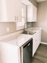 Whispering Pines Apartments in Springfield, IL - Building Photo - Building Photo