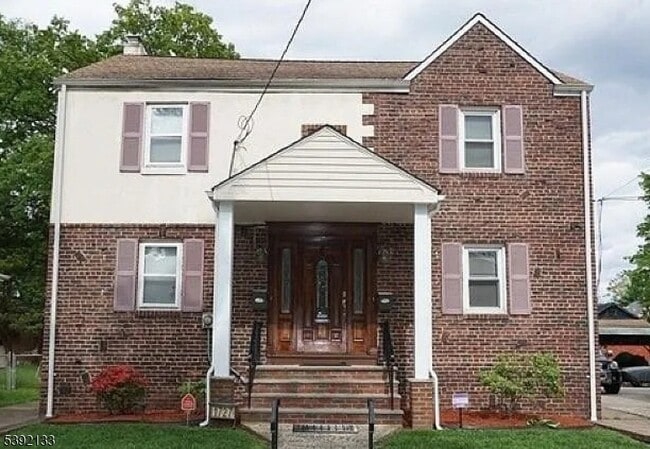 property at 1727 Park St