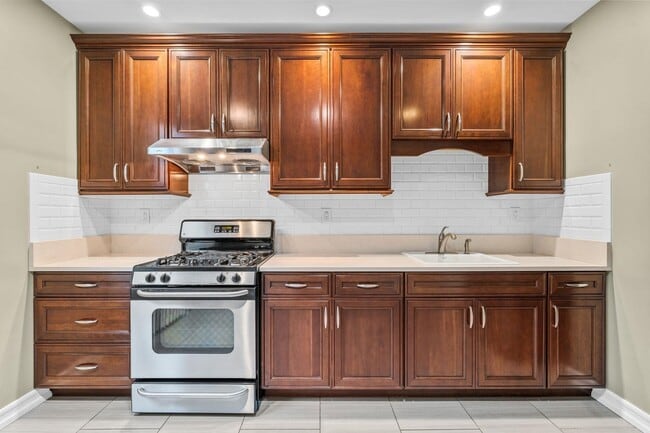 property at 713 15th St