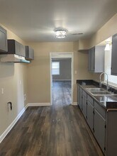 1297 Semmes St in Memphis, TN - Building Photo - Building Photo