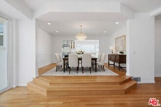 1170 S Beverwil Dr in Los Angeles, CA - Building Photo - Building Photo