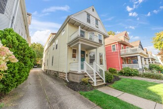 188 Cleveland Ave in Buffalo, NY - Building Photo - Building Photo