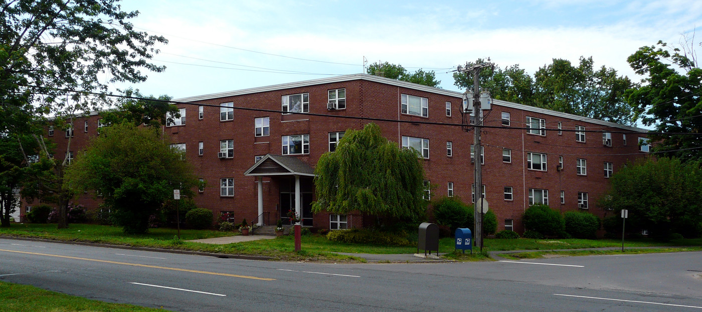 Bancroft Apartments in Westfield, MA - Building Photo