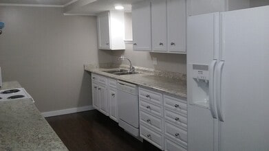 7646 S 2920 W in West Jordan, UT - Building Photo - Building Photo