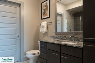 6107 E Riverside Dr, Unit 260 in Austin, TX - Building Photo - Building Photo