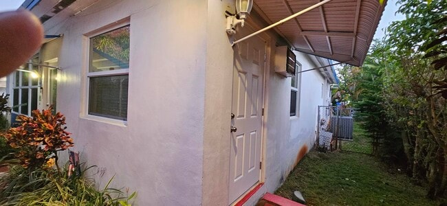 1948 Roosevelt St in Hollywood, FL - Building Photo - Building Photo