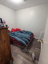 72 Wyandotte St in Orillia, ON - Building Photo - Building Photo