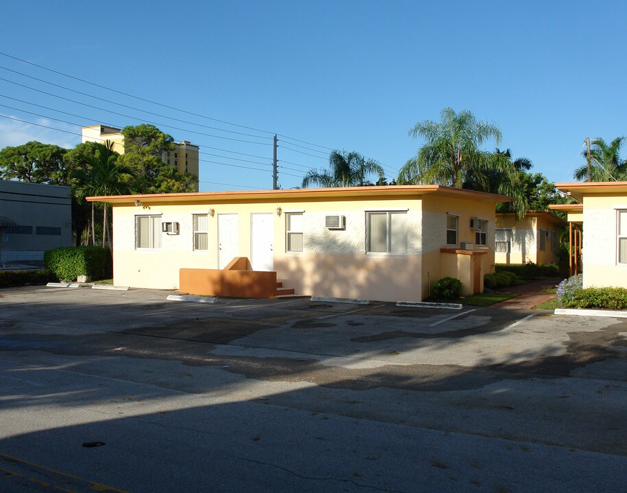 115 NE 4th St in Fort Lauderdale, FL - Building Photo