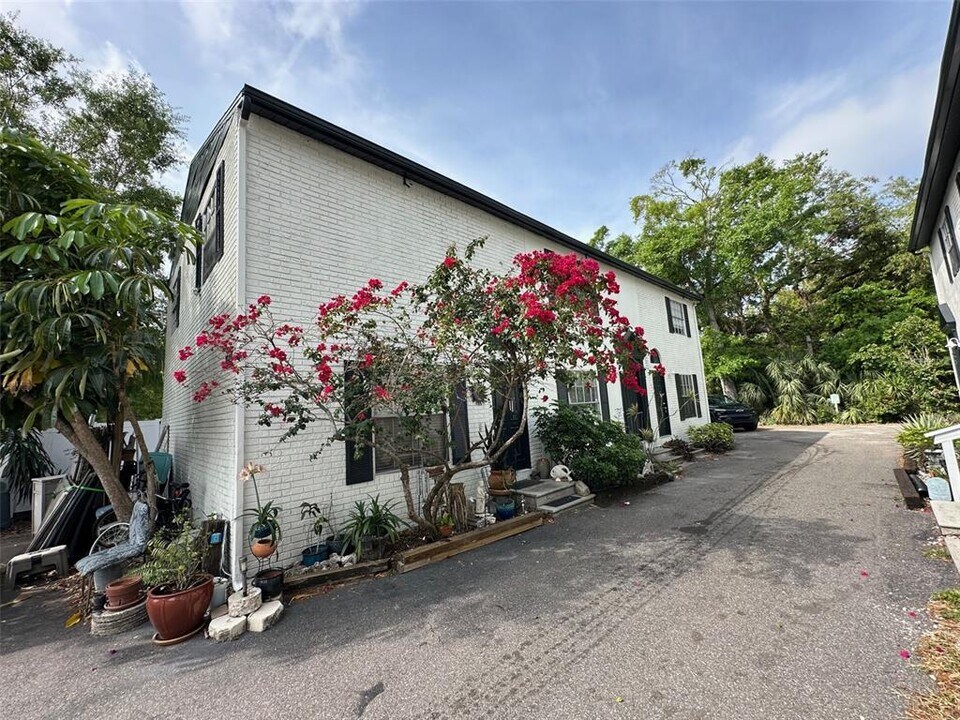 3009 S Manhattan Ave in Tampa, FL - Building Photo