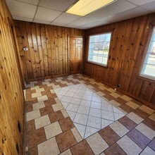 102 Vermillion St, Unit A Groundfloor in Athens, WV - Building Photo - Building Photo