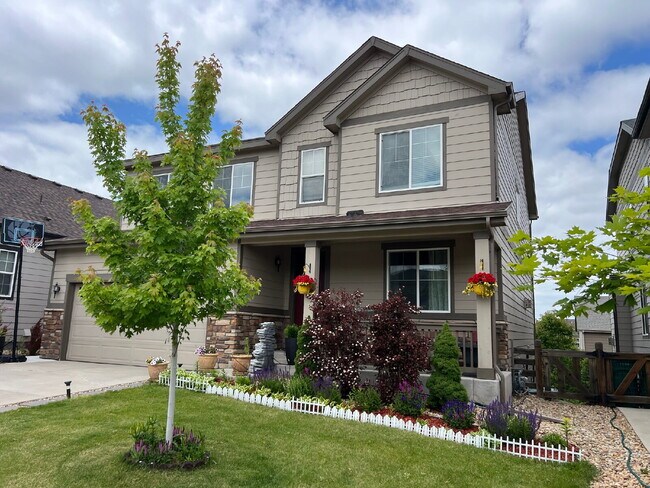 5047 S Versailles Cir in Aurora, CO - Building Photo - Building Photo