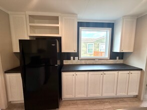 15927 S Flores Rd in San Antonio, TX - Building Photo - Building Photo