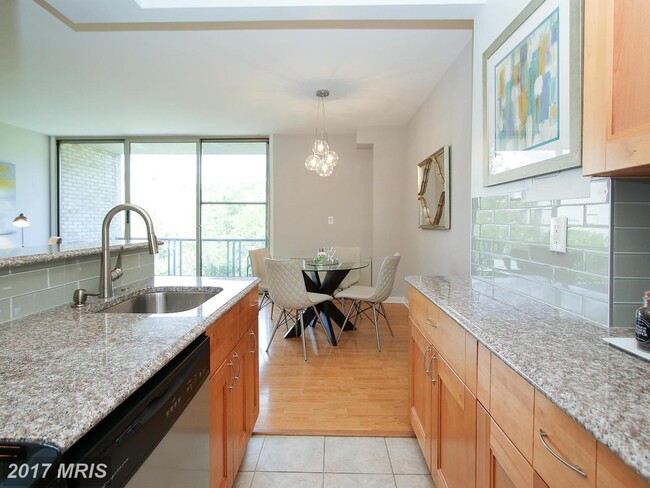 property at 2755 Ordway St NW