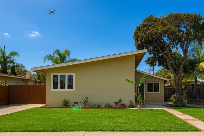 property at 3645 Woodruff Ave
