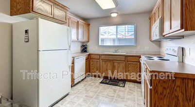 1288 Lake Cir in Windsor, CO - Building Photo - Building Photo