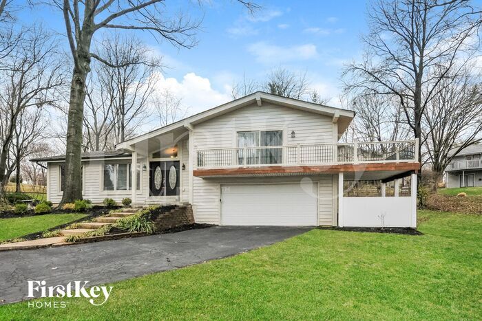 7 St Valery Ct in Lake St. Louis, MO - Building Photo