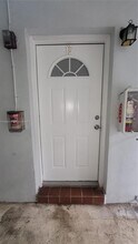 2615 SW 22nd Ave in Miami, FL - Building Photo - Building Photo
