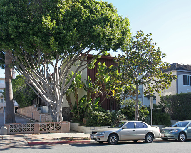 1227 Euclid St in Santa Monica, CA - Building Photo - Building Photo