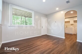 4927 Wade Valley Way in Cumming, GA - Building Photo - Building Photo