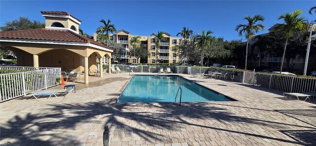 property at 509 E Sheridan St