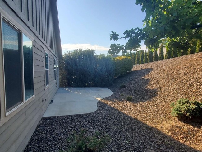 513 Jordan Ln in Richland, WA - Building Photo - Building Photo