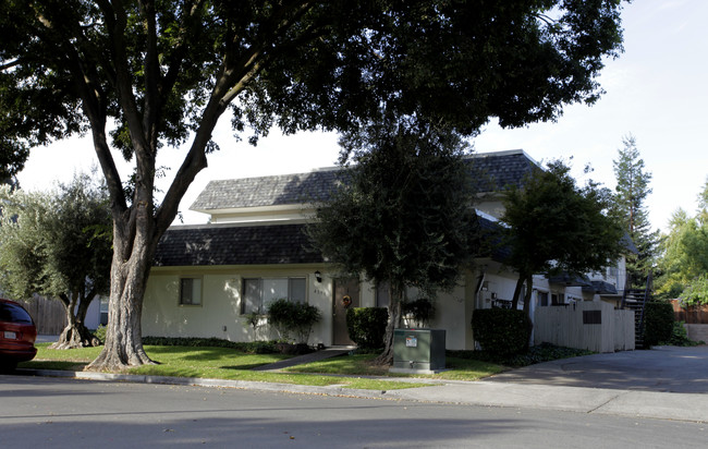 4391 Fairlands Dr in Pleasanton, CA - Building Photo - Building Photo