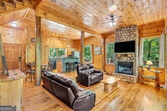 417 Hickory Ridge Dr in Cleveland, GA - Building Photo - Building Photo