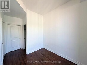 33 Clegg Rd in Markham, ON - Building Photo - Building Photo